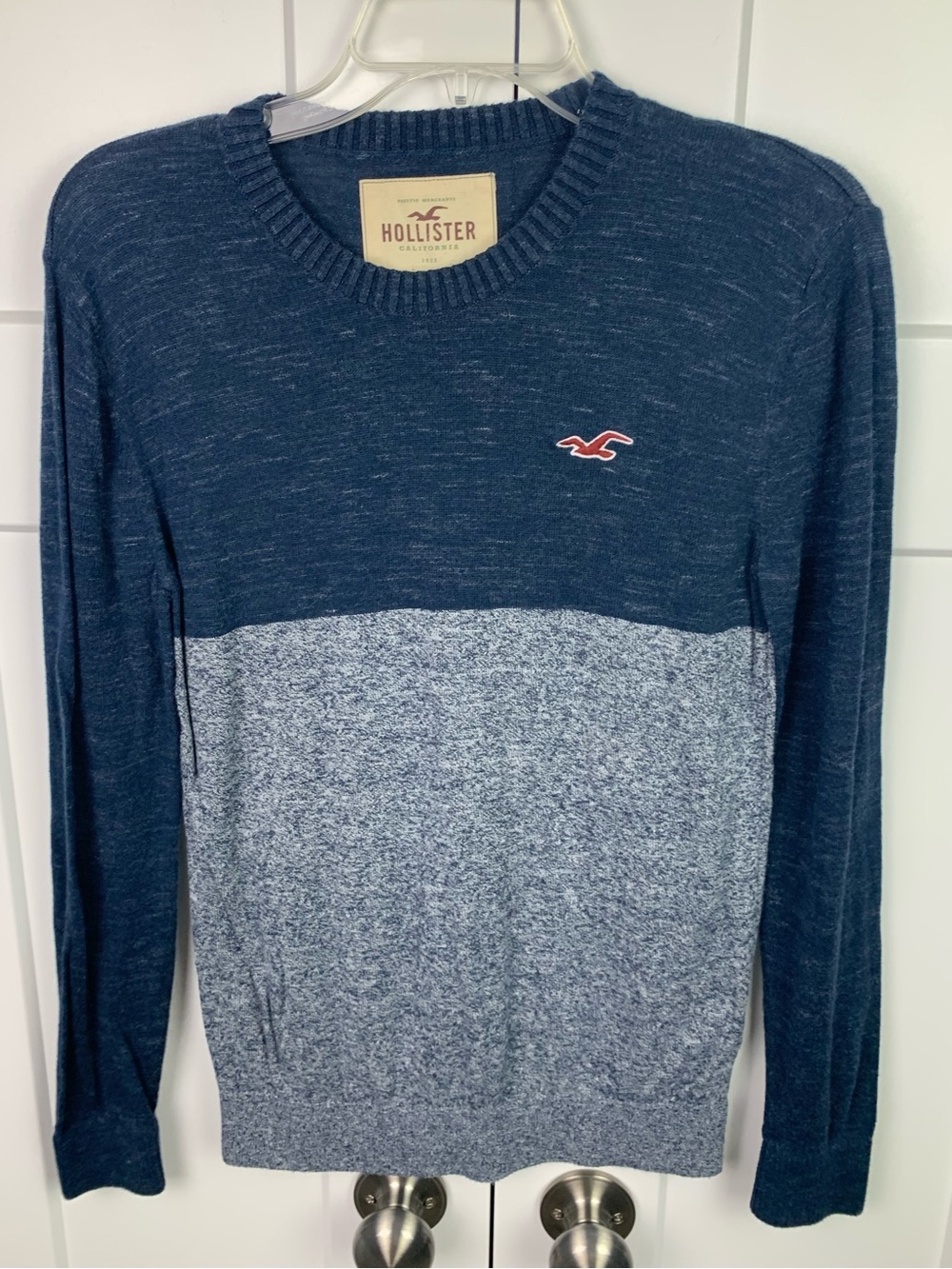 Hollister XS Men’s Long Sleeve Sweater Tee Gray Blue Y2K Preppy muscle
